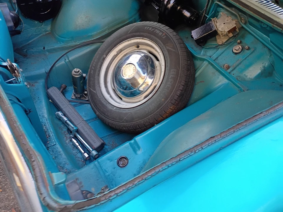 1960 Chevrolet Corvair 1st Gen - Image 11 of 15