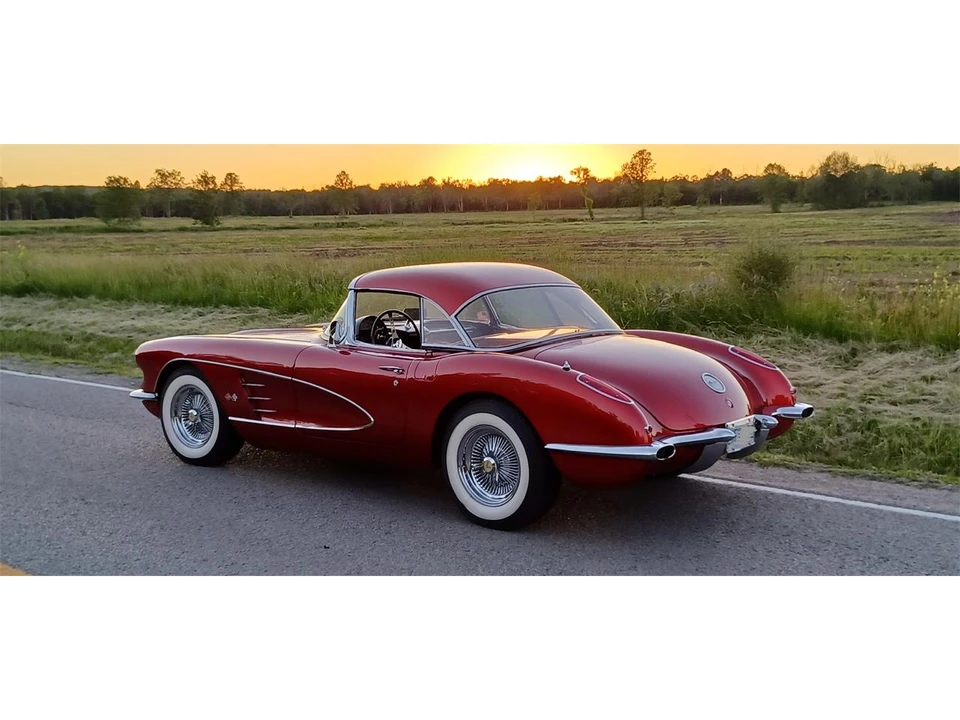 1960 Chevrolet Corvette C1 - Image 3 of 31