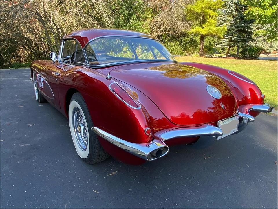 1960 Chevrolet Corvette C1 - Image 10 of 31