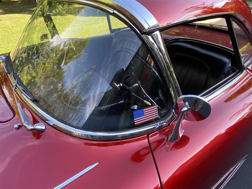 1960 Chevrolet Corvette C1 - Image 14 of 31