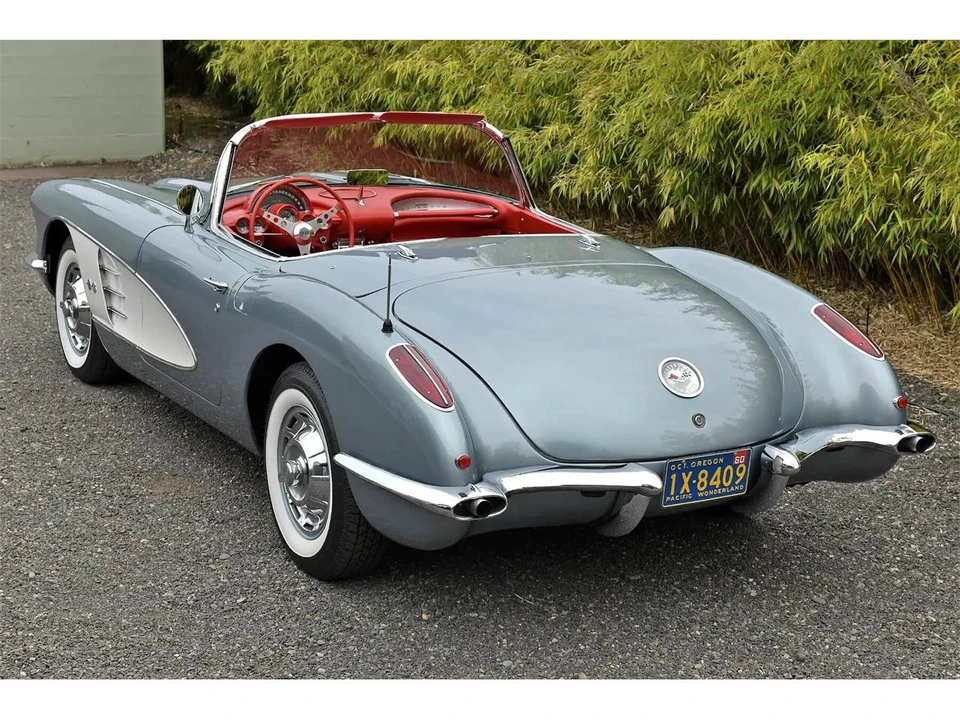 1960 Chevrolet Corvette C1 - Image 16 of 31