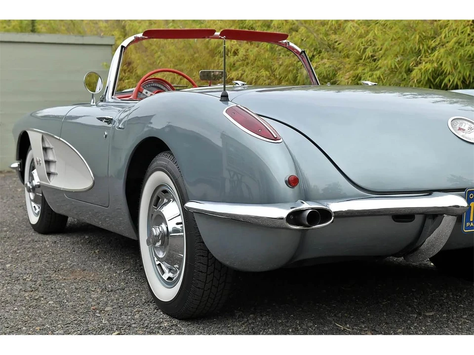 1960 Chevrolet Corvette C1 - Image 17 of 31
