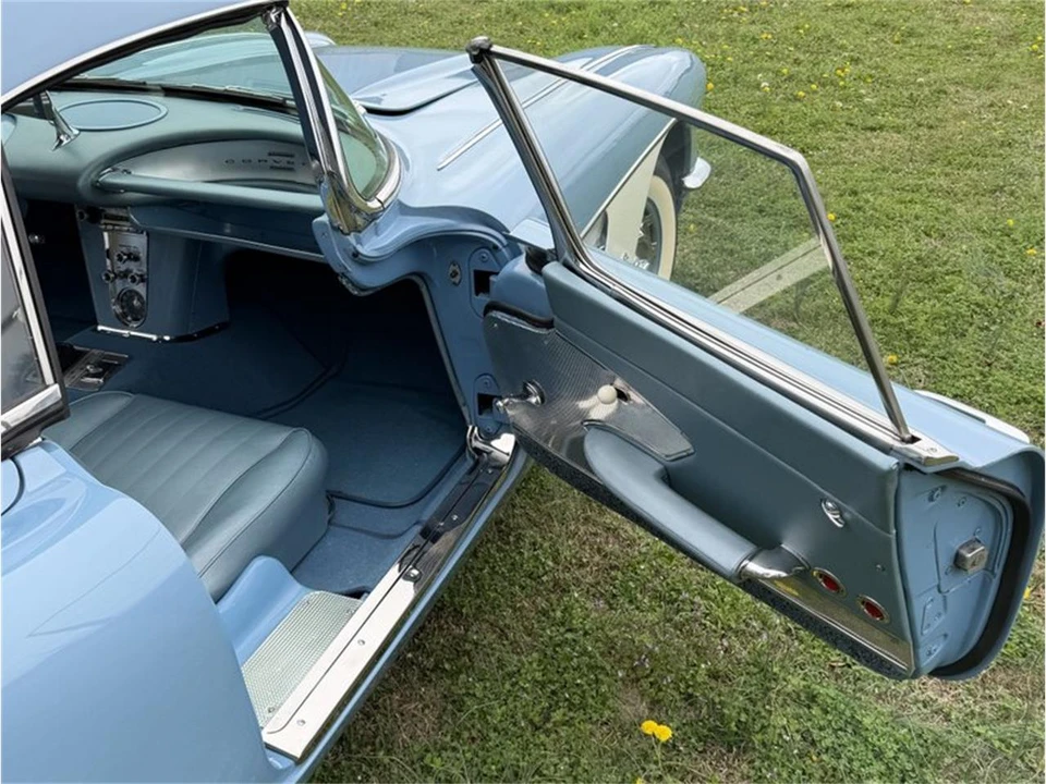 1960 Chevrolet Corvette C1 - Image 10 of 21
