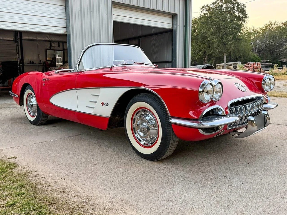 1960 Chevrolet Corvette C1 - Image 10 of 31