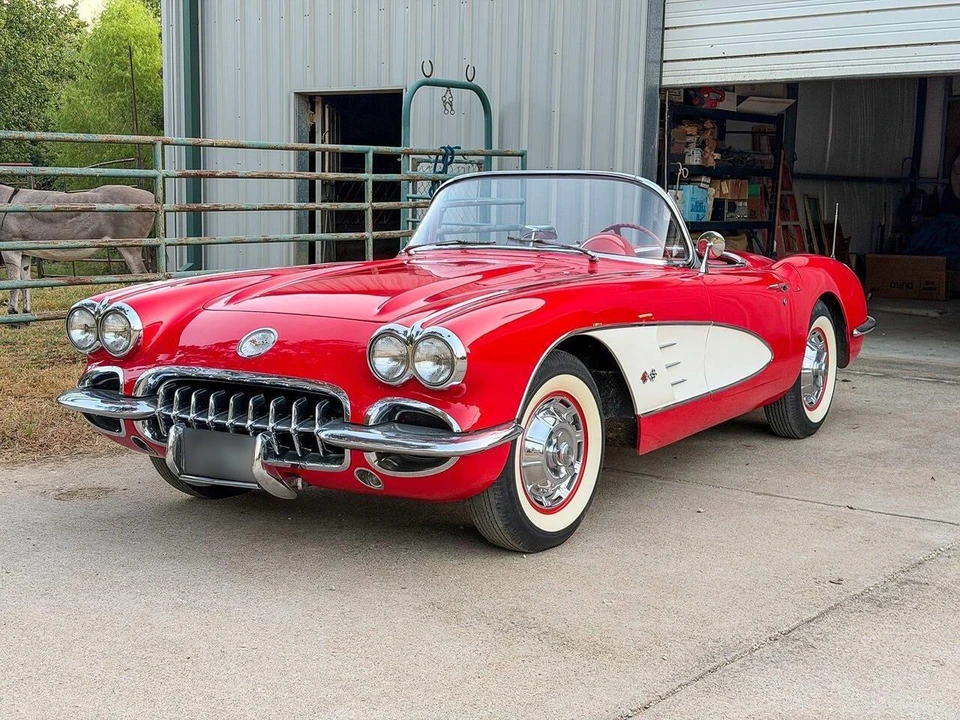 1960 Chevrolet Corvette C1 - Image 3 of 31