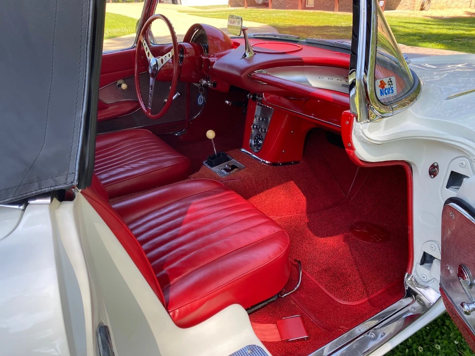 1960 Chevrolet Corvette C1 - Image 6 of 18