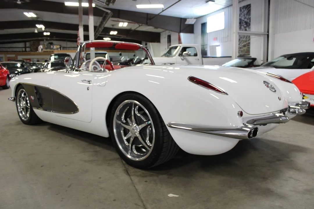1960 Chevrolet Corvette C1 - Image 4 of 31