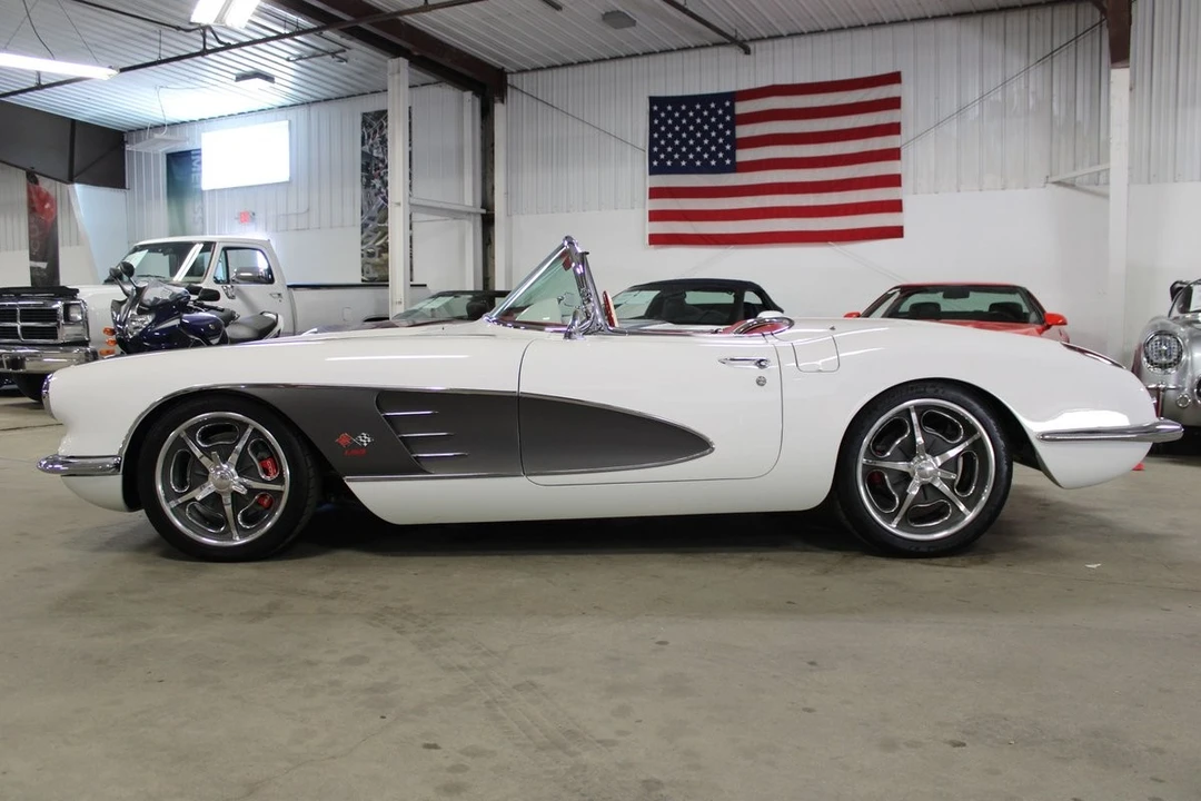 1960 Chevrolet Corvette C1 - Image 3 of 31