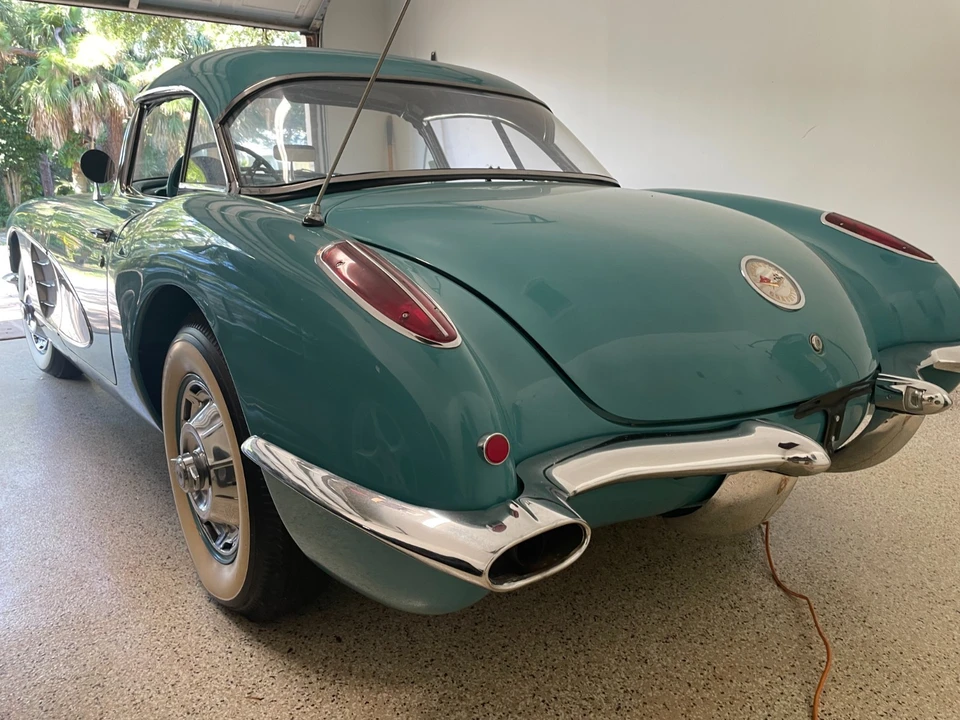 1960 Chevrolet Corvette C1 - Image 22 of 25