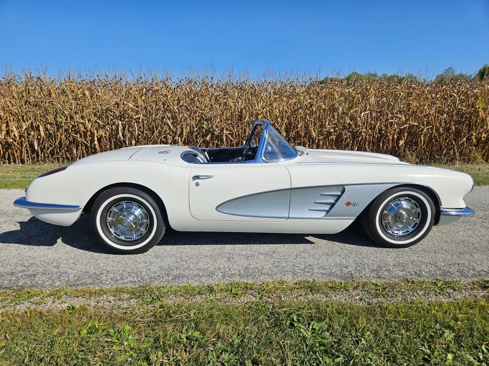 1960 Chevrolet Corvette C1 - Image 11 of 21