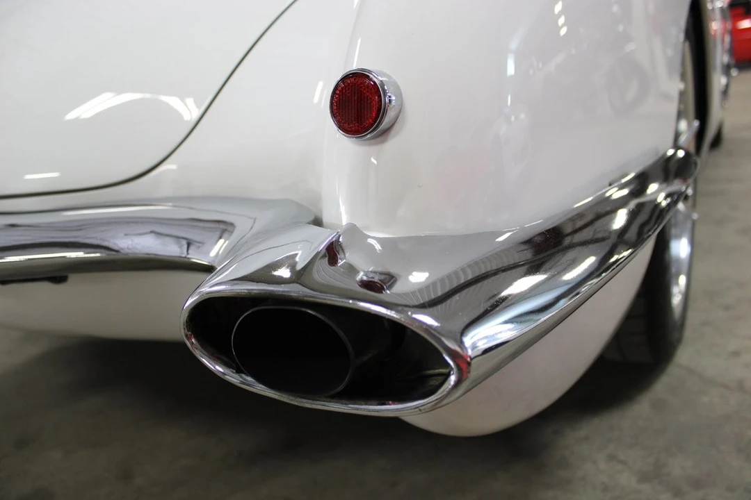1960 Chevrolet Corvette C1 - Image 17 of 31