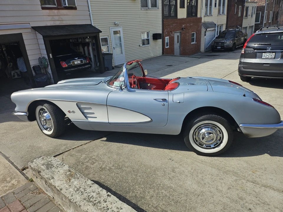 1960 Chevrolet Corvette C1 - Image 8 of 11