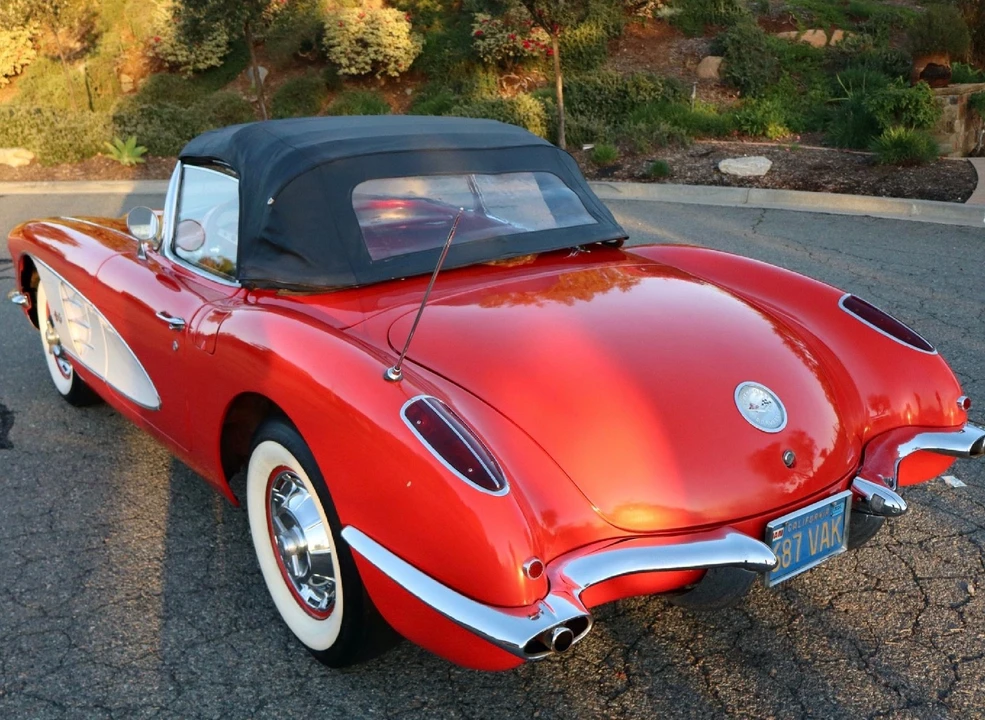 1960 Chevrolet Corvette C1 - Image 20 of 21