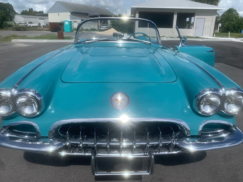 1960 Chevrolet Corvette C1 - Image 20 of 25