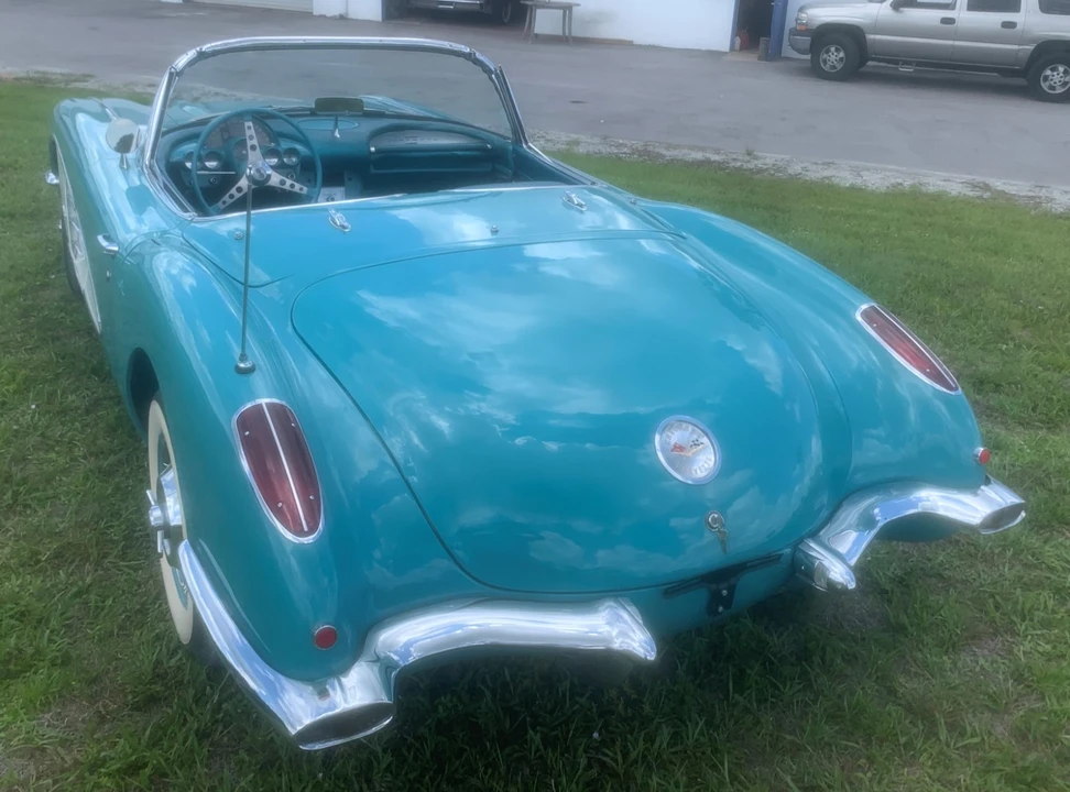 1960 Chevrolet Corvette C1 - Image 4 of 25