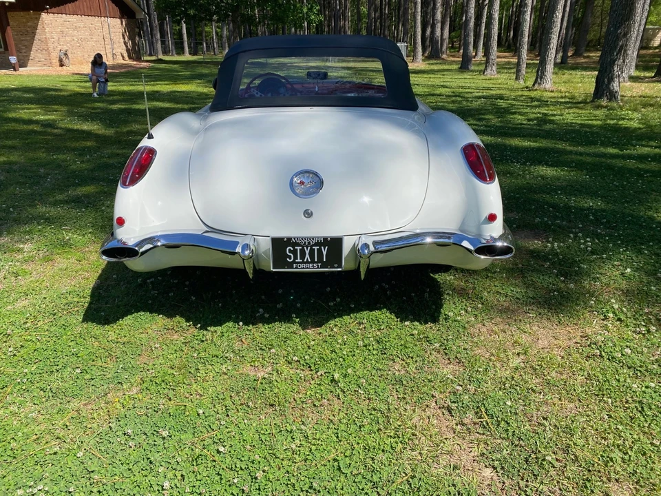 1960 Chevrolet Corvette C1 - Image 7 of 18