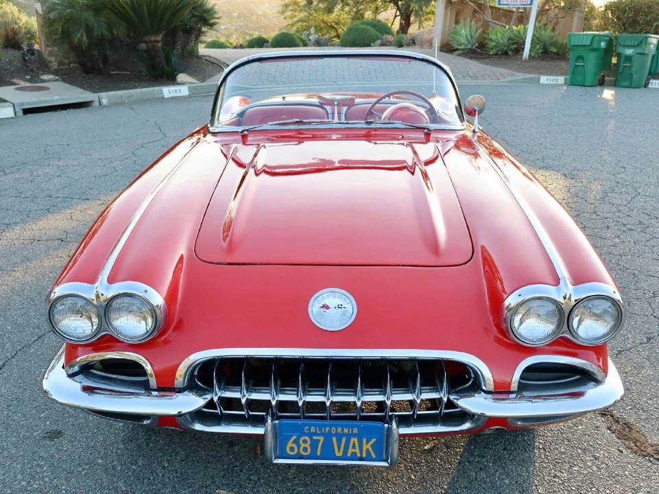 1960 Chevrolet Corvette C1 - Image 10 of 21