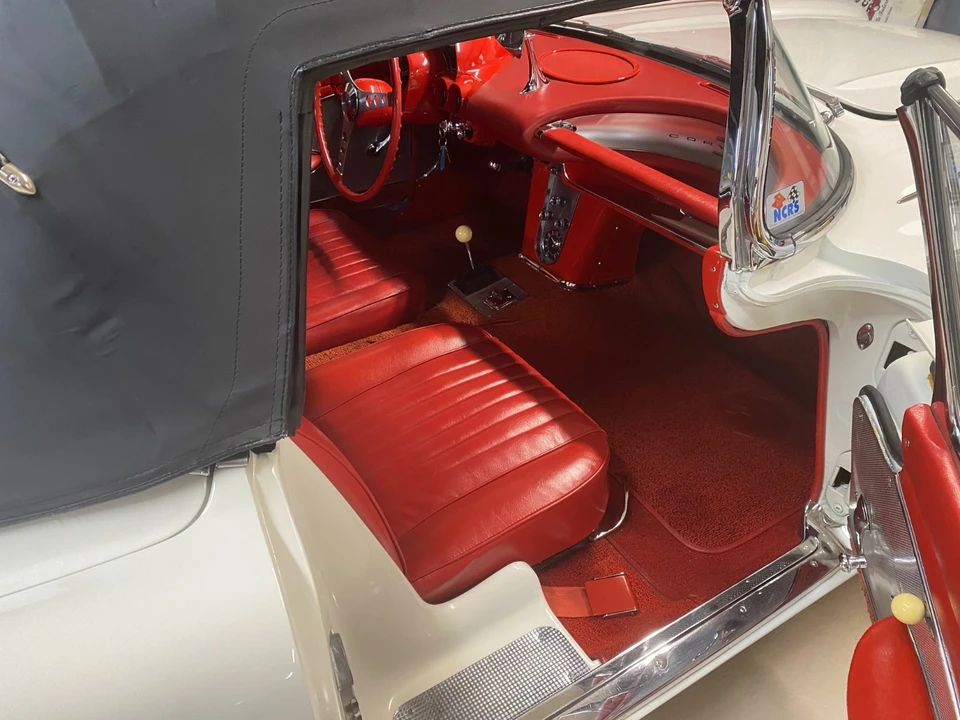 1960 Chevrolet Corvette C1 - Image 3 of 18