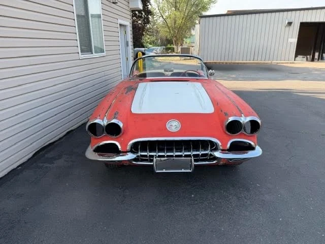 1960 Chevrolet Corvette C1 - Image 2 of 28