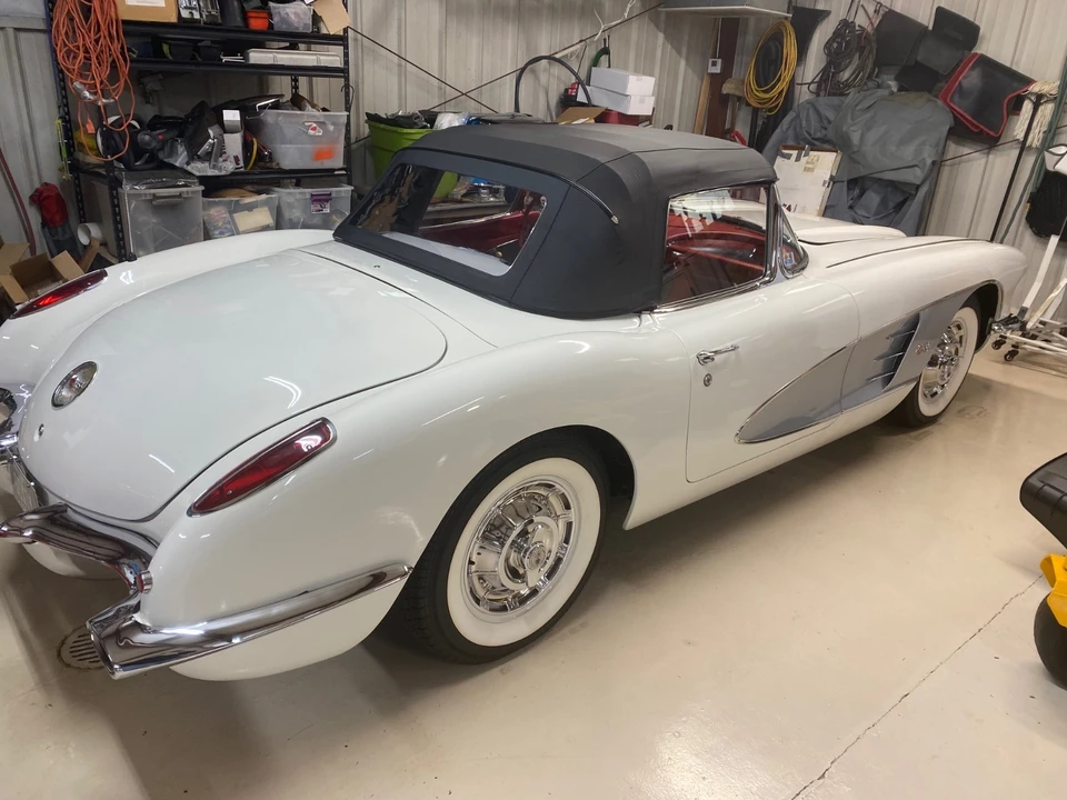 1960 Chevrolet Corvette C1 - Image 2 of 18