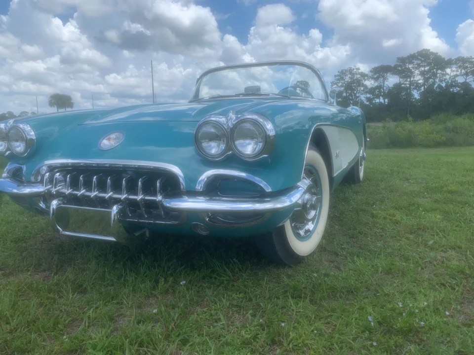 1960 Chevrolet Corvette C1 - Image 6 of 25