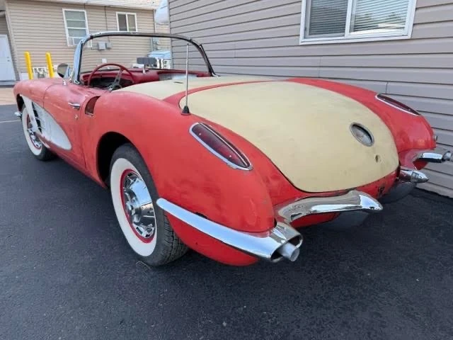 1960 Chevrolet Corvette C1 - Image 11 of 28