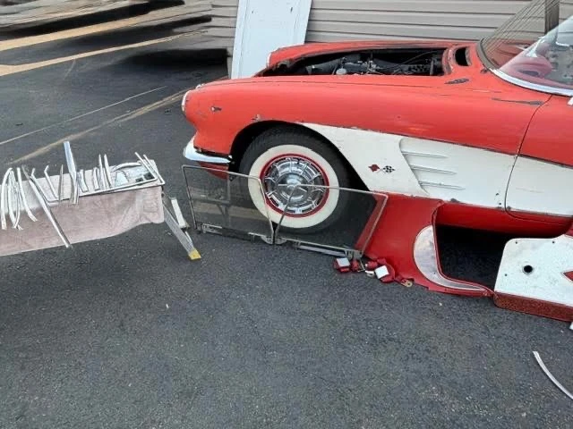 1960 Chevrolet Corvette C1 - Image 7 of 28