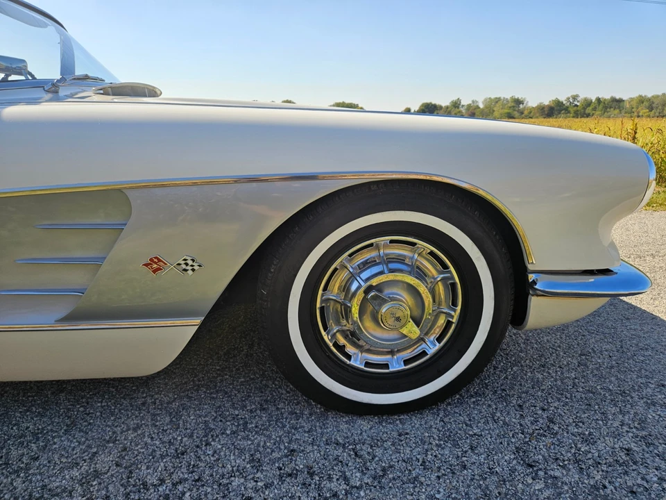 1960 Chevrolet Corvette C1 - Image 4 of 21