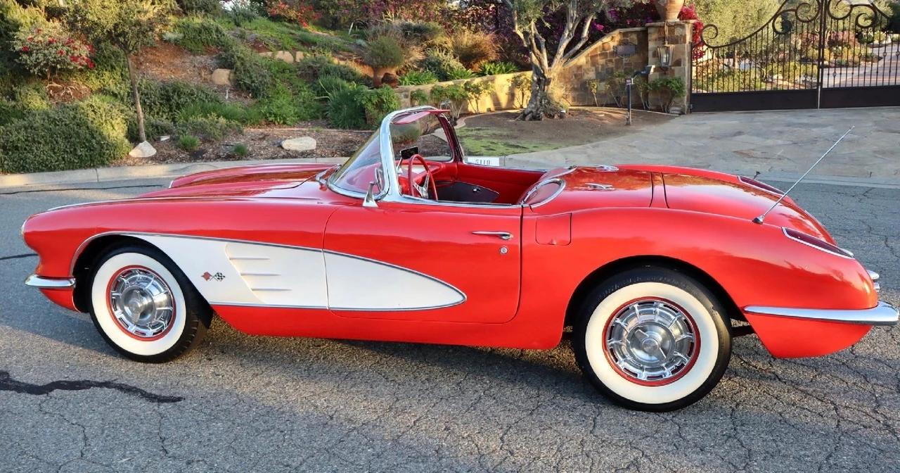 1960 Chevrolet Corvette C1 - Image 18 of 21