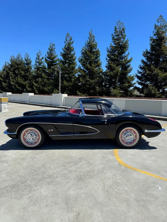 1960 Chevrolet Corvette C1 - Image 2 of 20
