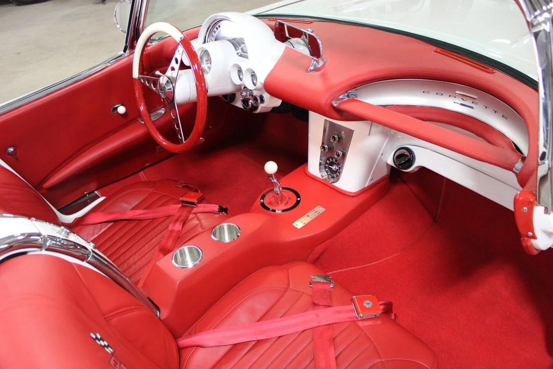 1960 Chevrolet Corvette - Image 29 of 31