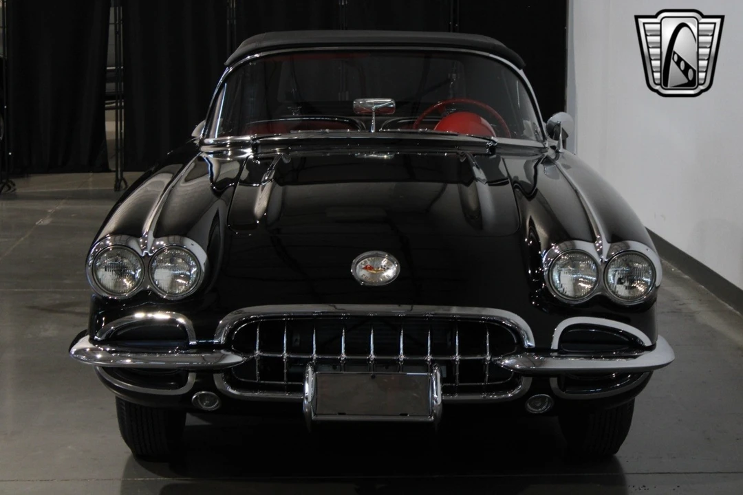 1960 Chevrolet Corvette C1 - Image 15 of 21