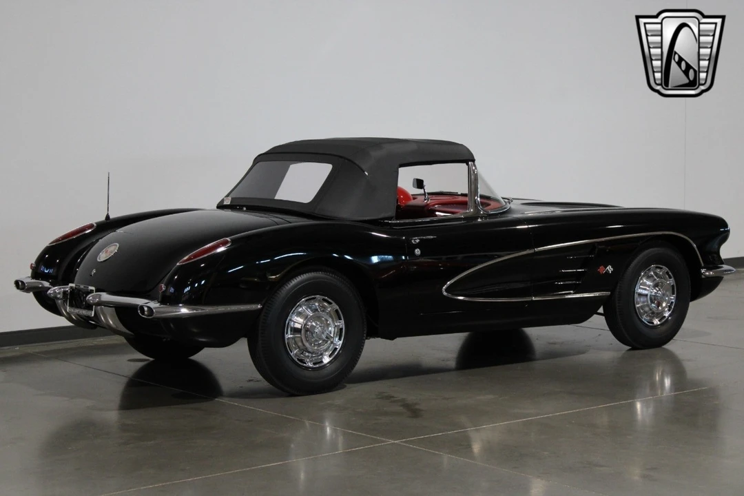 1960 Chevrolet Corvette C1 - Image 16 of 21