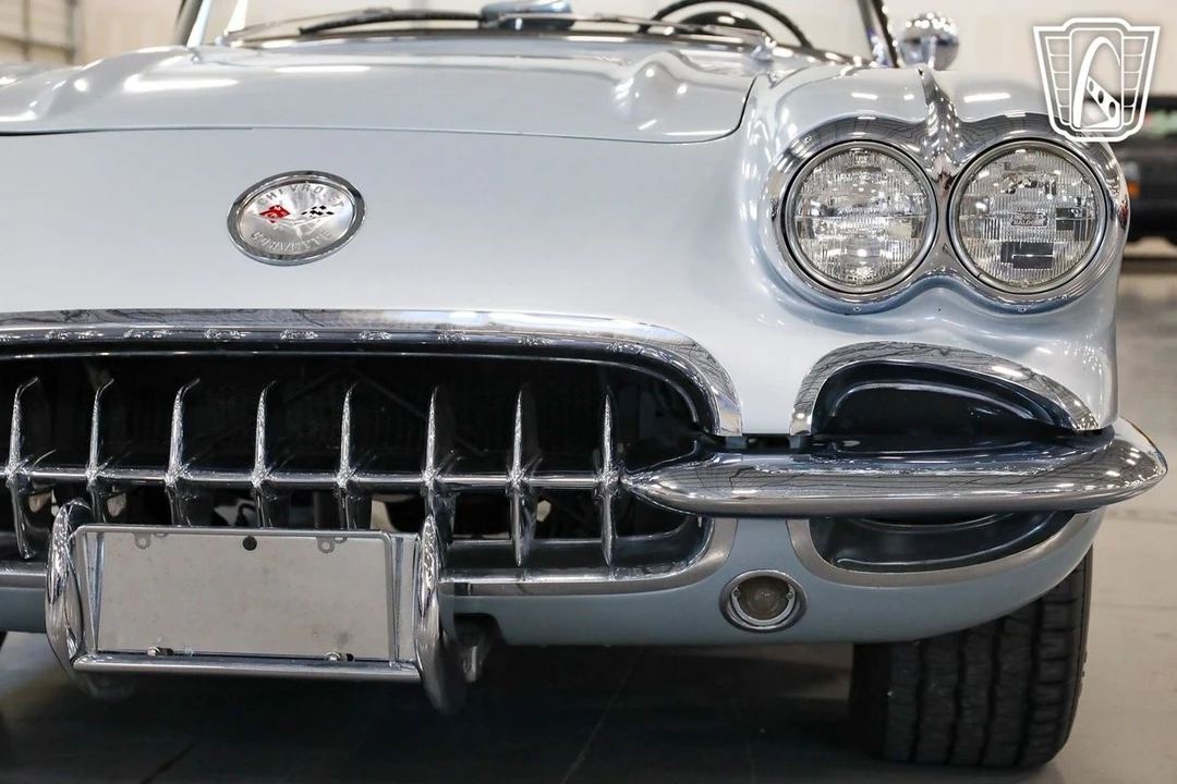 1960 Chevrolet Corvette C1 - Image 11 of 12