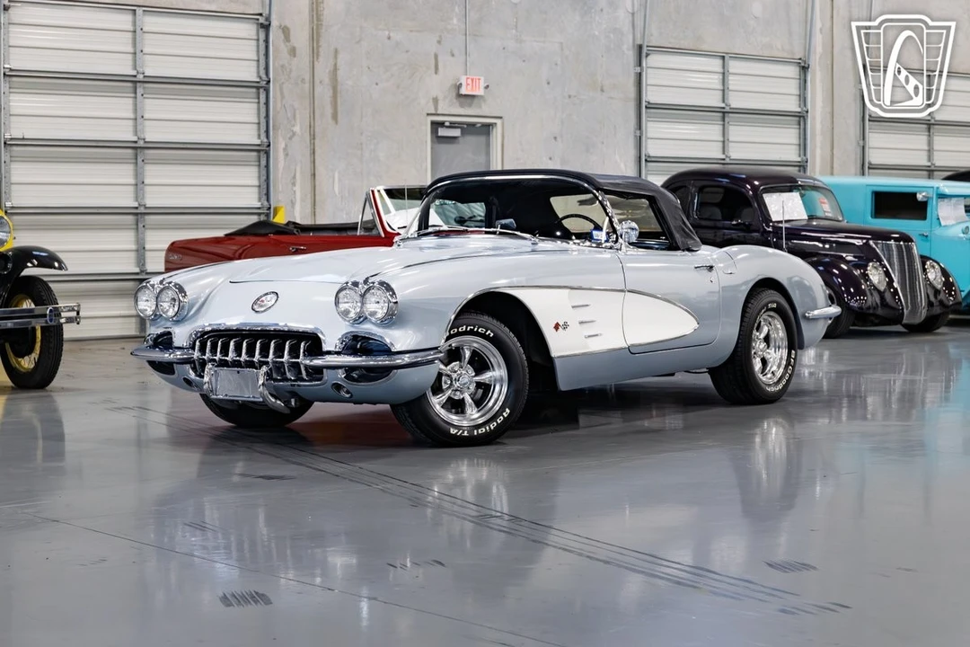 1960 Chevrolet Corvette C1 - Image 4 of 12