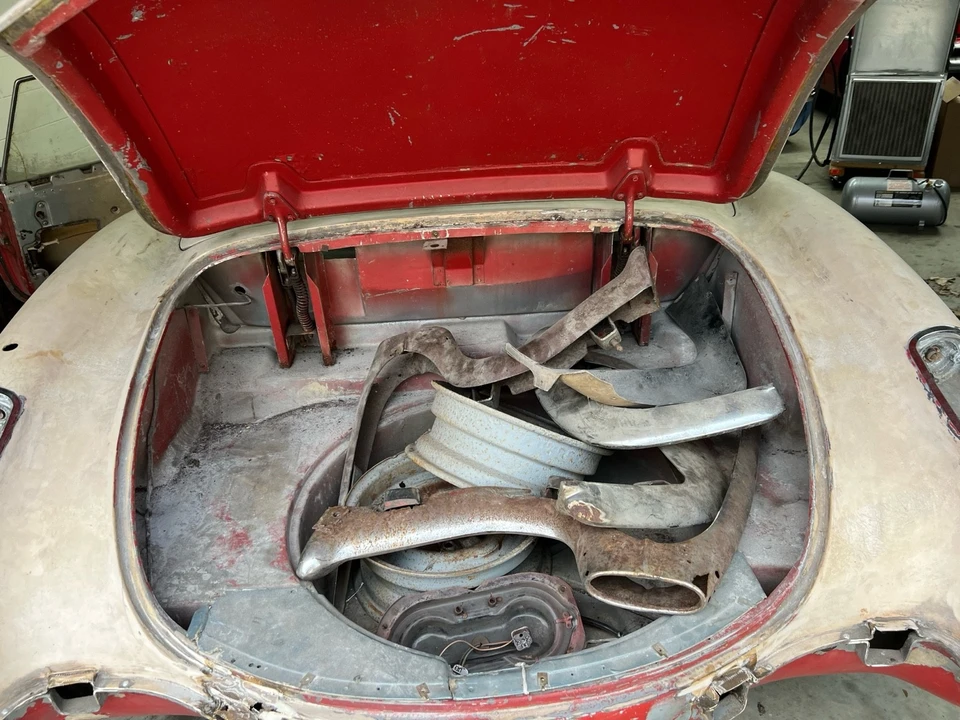 1960 Chevrolet Corvette C1 - Image 18 of 21