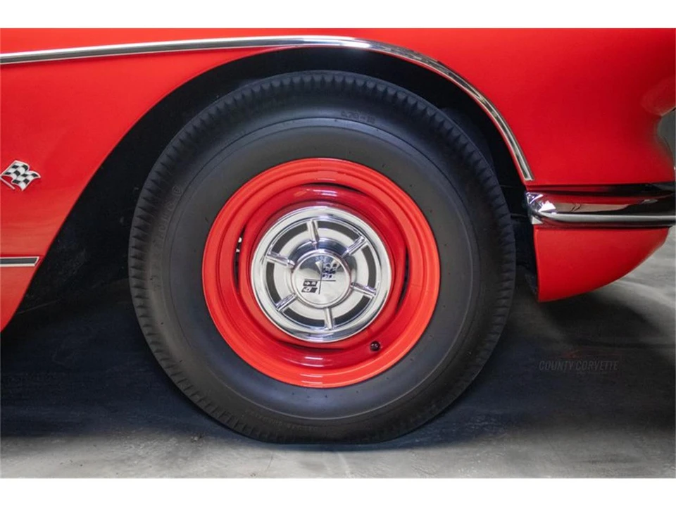 1960 Chevrolet Corvette C1 - Image 12 of 31
