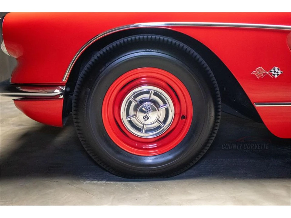 1960 Chevrolet Corvette C1 - Image 13 of 31