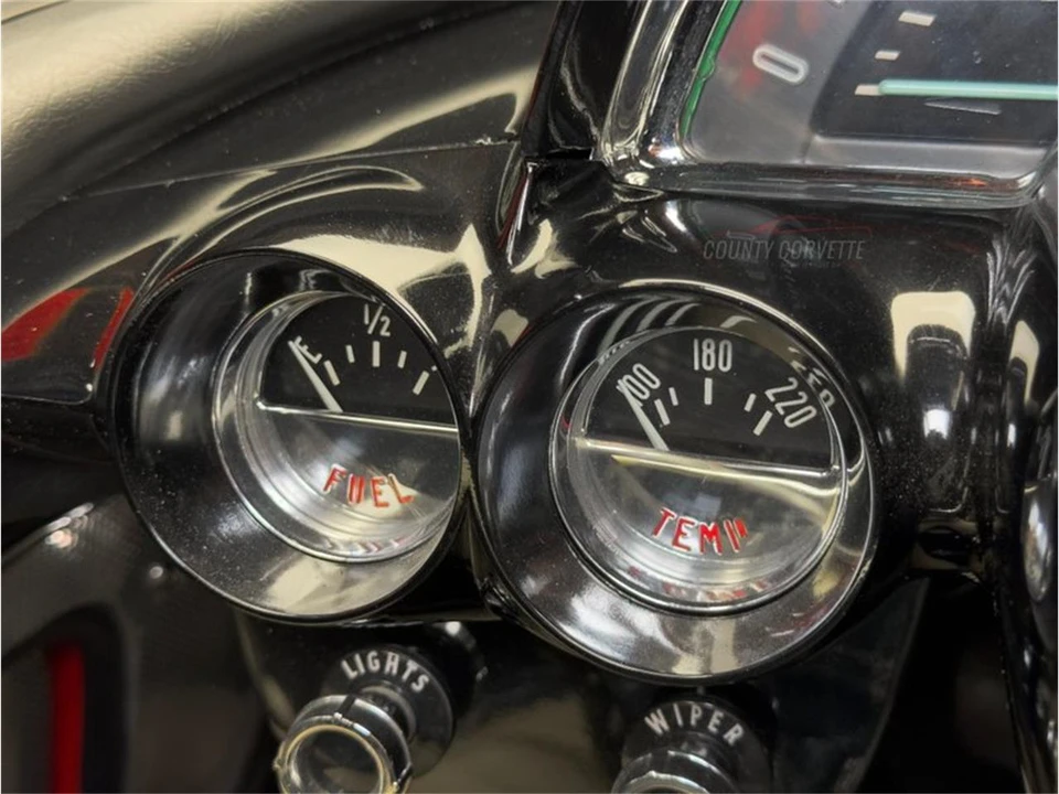 1960 Chevrolet Corvette C1 - Image 24 of 31