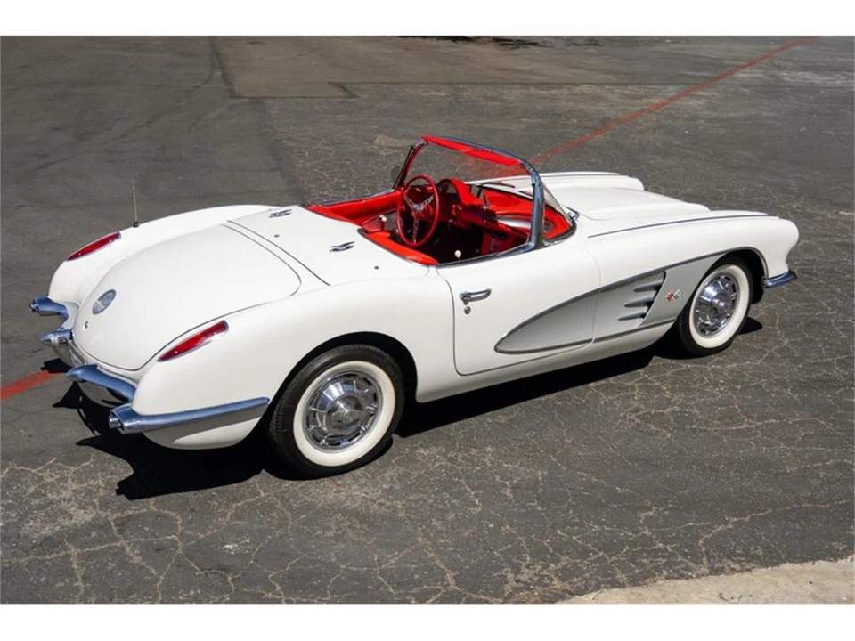 1960 Chevrolet Corvette C1 - Image 2 of 31