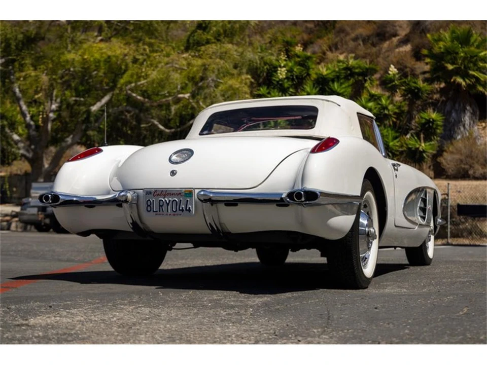 1960 Chevrolet Corvette C1 - Image 27 of 31