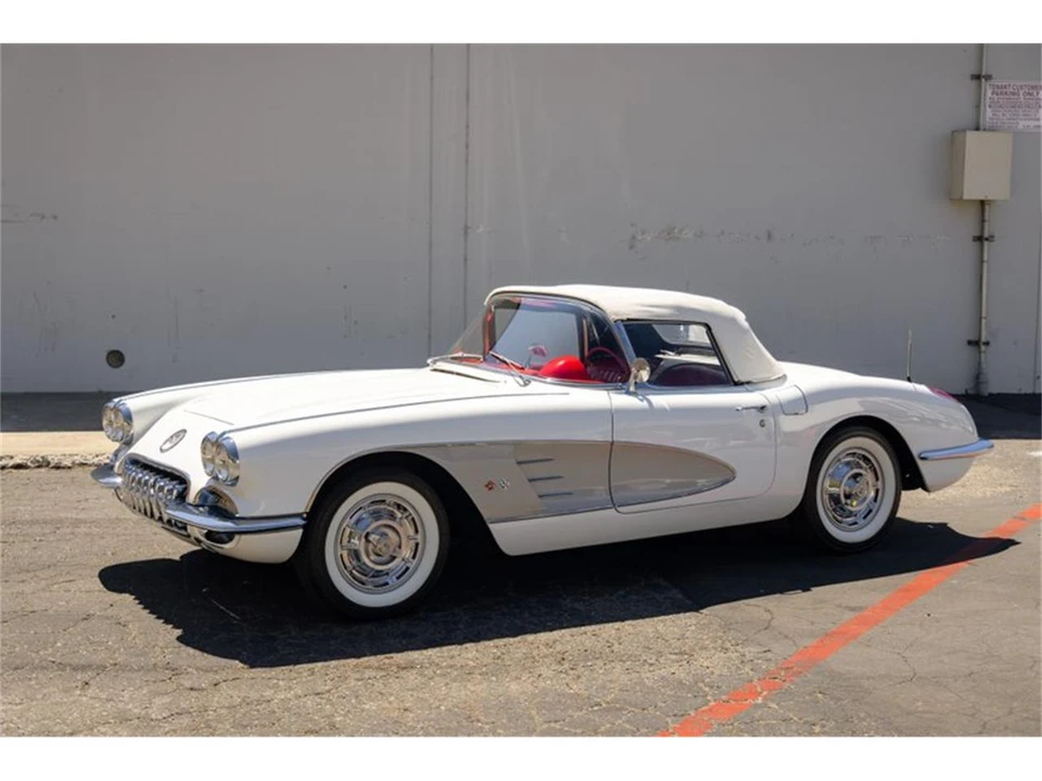 1960 Chevrolet Corvette C1 - Image 22 of 31