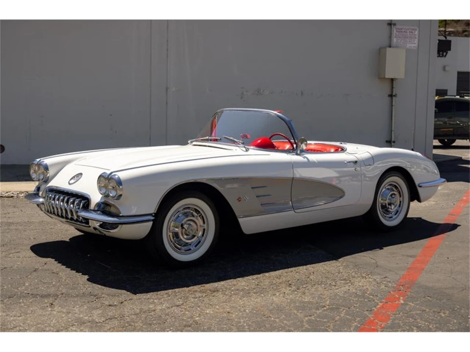 1960 Chevrolet Corvette C1 - Image 3 of 31