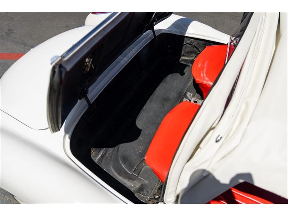 1960 Chevrolet Corvette C1 - Image 29 of 31