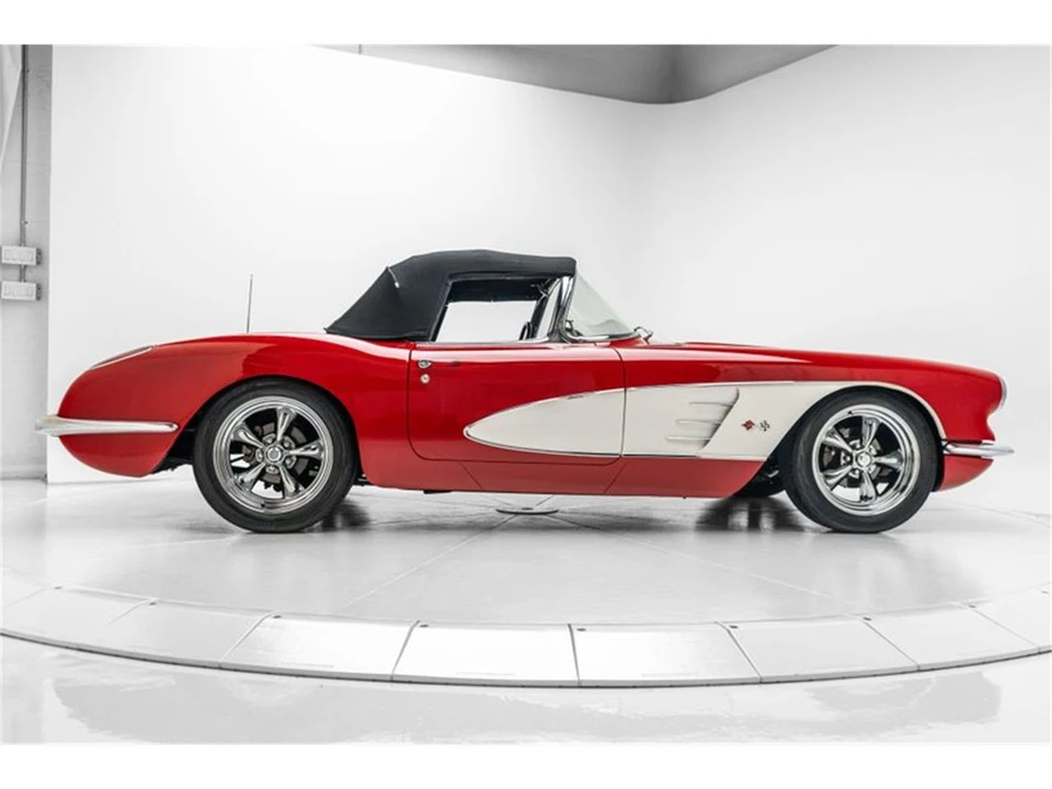 1960 Chevrolet Corvette C1 - Image 11 of 31