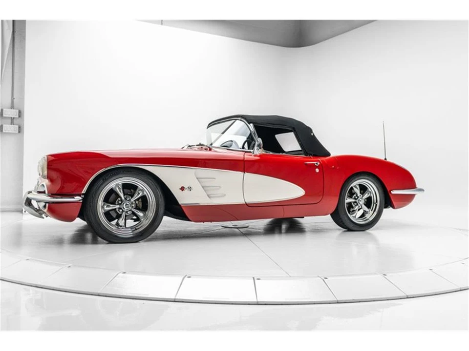 1960 Chevrolet Corvette C1 - Image 4 of 31