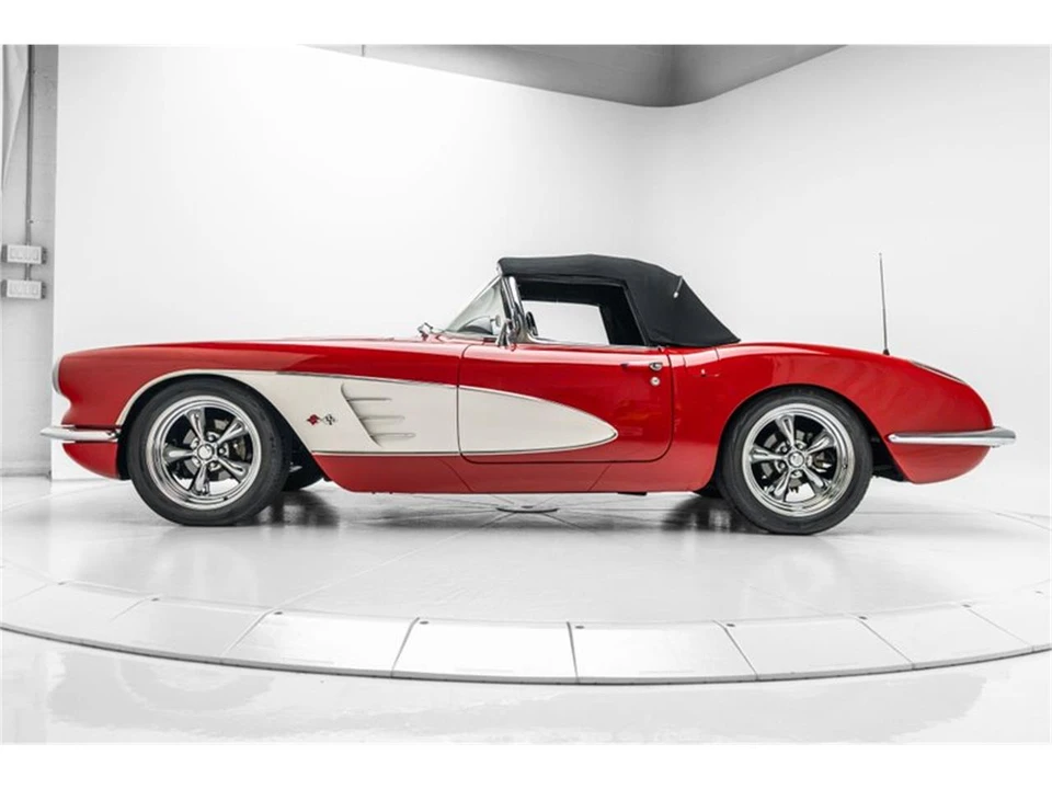 1960 Chevrolet Corvette C1 - Image 5 of 31