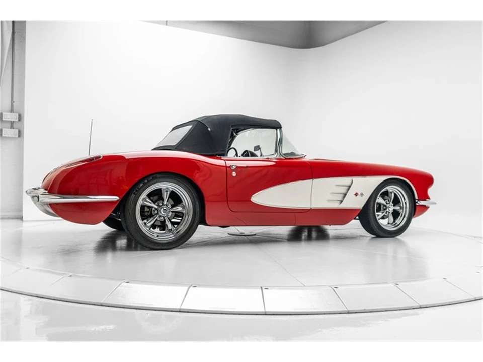 1960 Chevrolet Corvette C1 - Image 10 of 31
