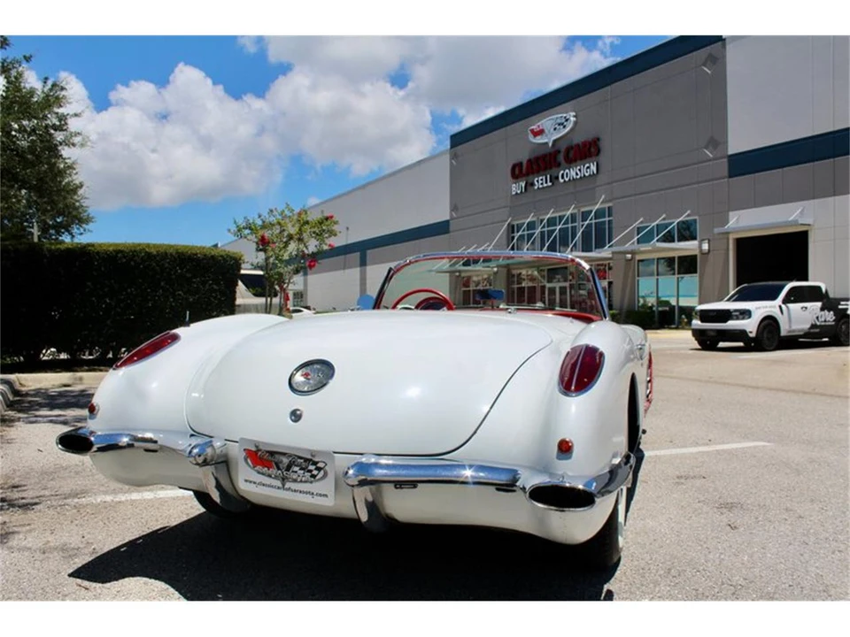 1960 Chevrolet Corvette C1 - Image 13 of 31