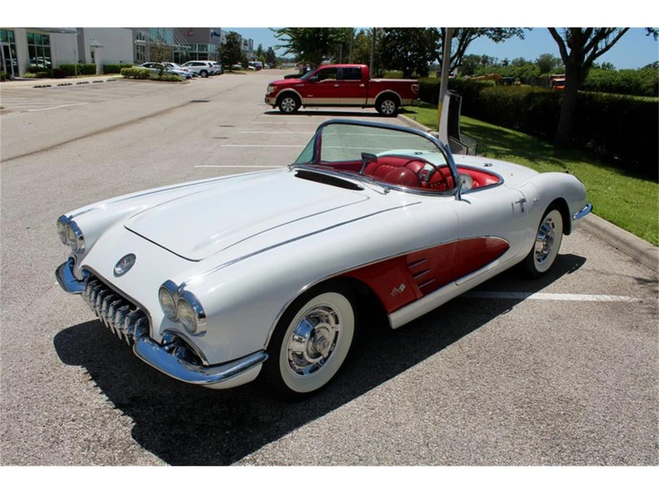 1960 Chevrolet Corvette C1 - Image 20 of 31